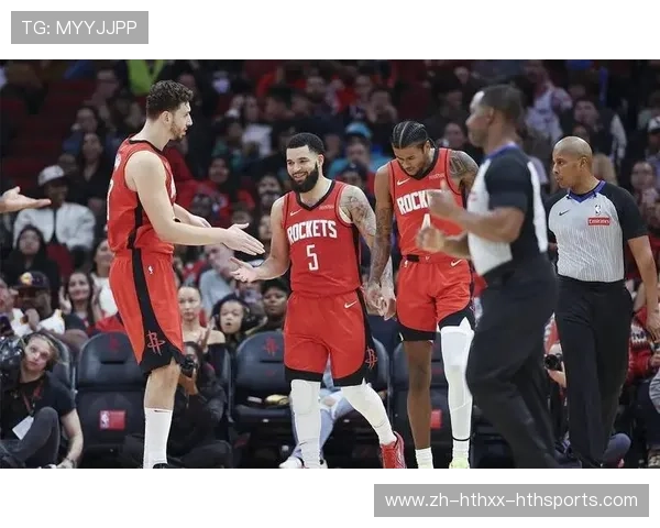NBA火箭队与雄鹿队对决赛况全纪录