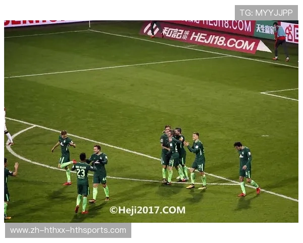 黑纱背后的足球温度德甲本轮赛事悼念仪式纪实与情感共鸣 黑纱背后的足球温度德甲本轮赛事悼念仪式纪实与情感共鸣